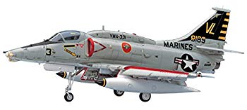 【中古】(未使用･未開封品)　ハセガワ 1/48 アメリカ海兵隊 A-4M スカイホーク プラモデル PT33