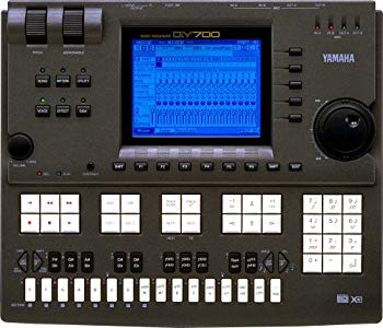 [Used] (Unused / Unopened) YAMAHA Music Squencer [QY700]